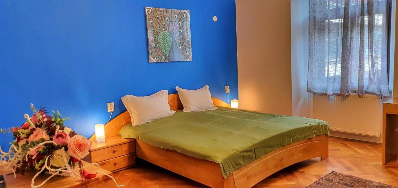 Casa Crown Hotel Brasov Bagian luar foto