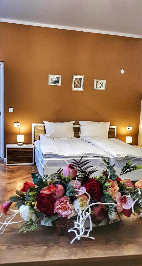 Casa Crown Hotel Brasov Bagian luar foto