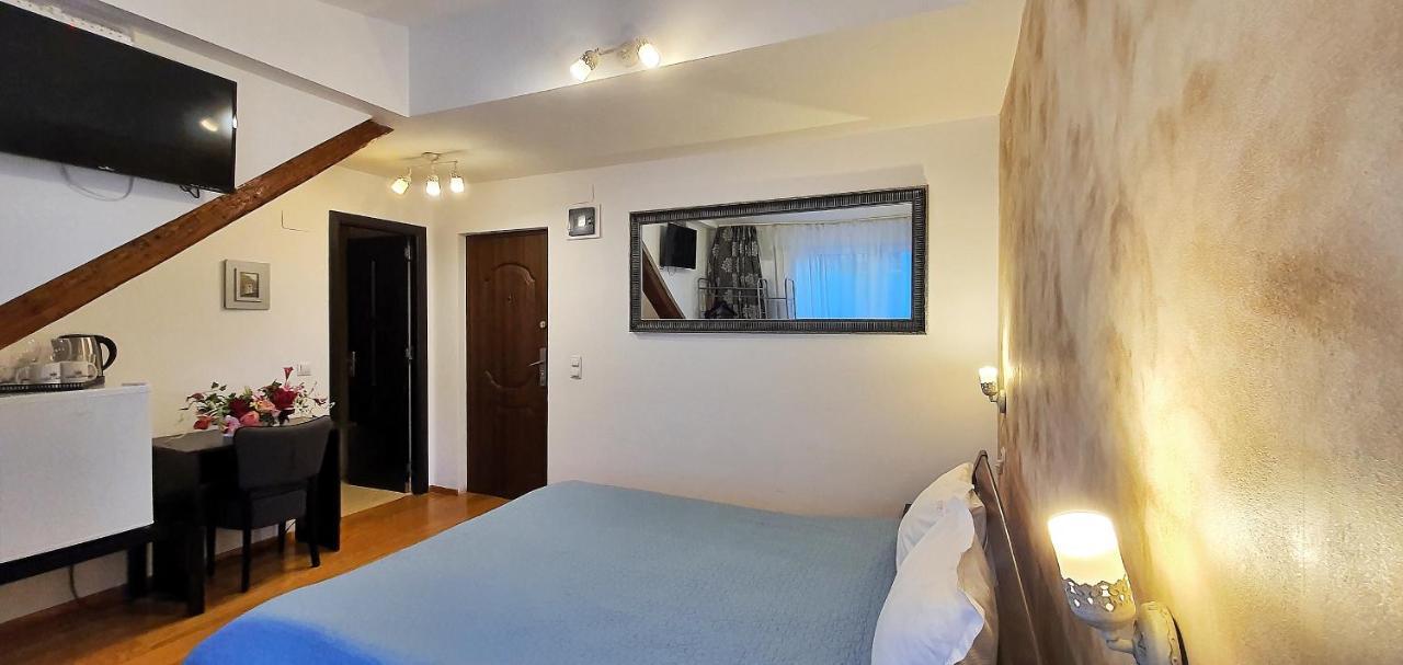 Casa Crown Hotel Brasov Bagian luar foto