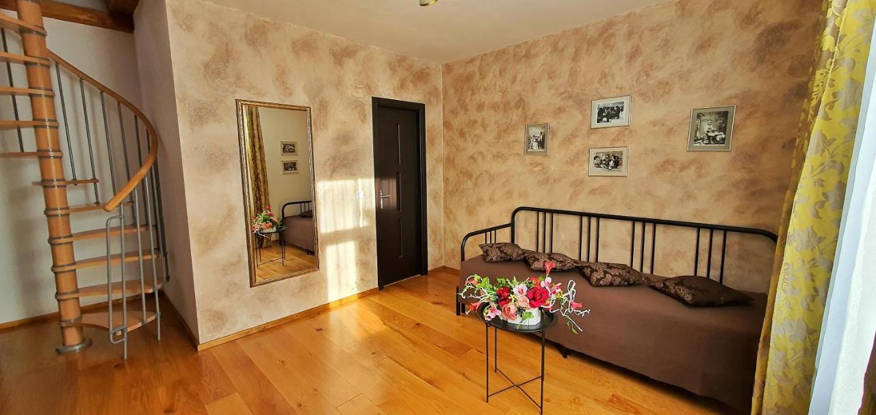 Casa Crown Hotel Brasov Bagian luar foto