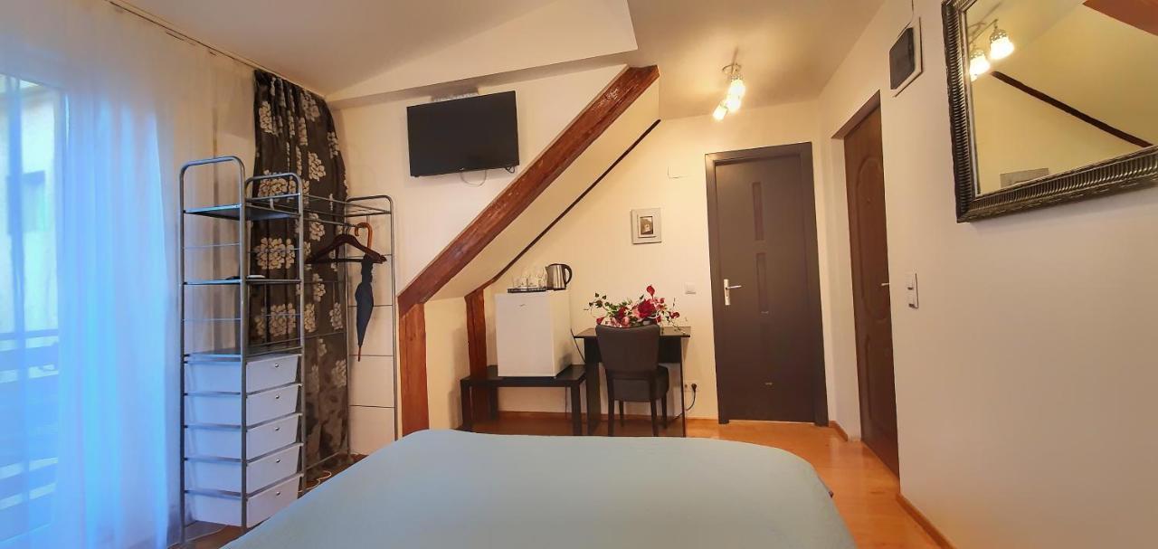 Casa Crown Hotel Brasov Bagian luar foto